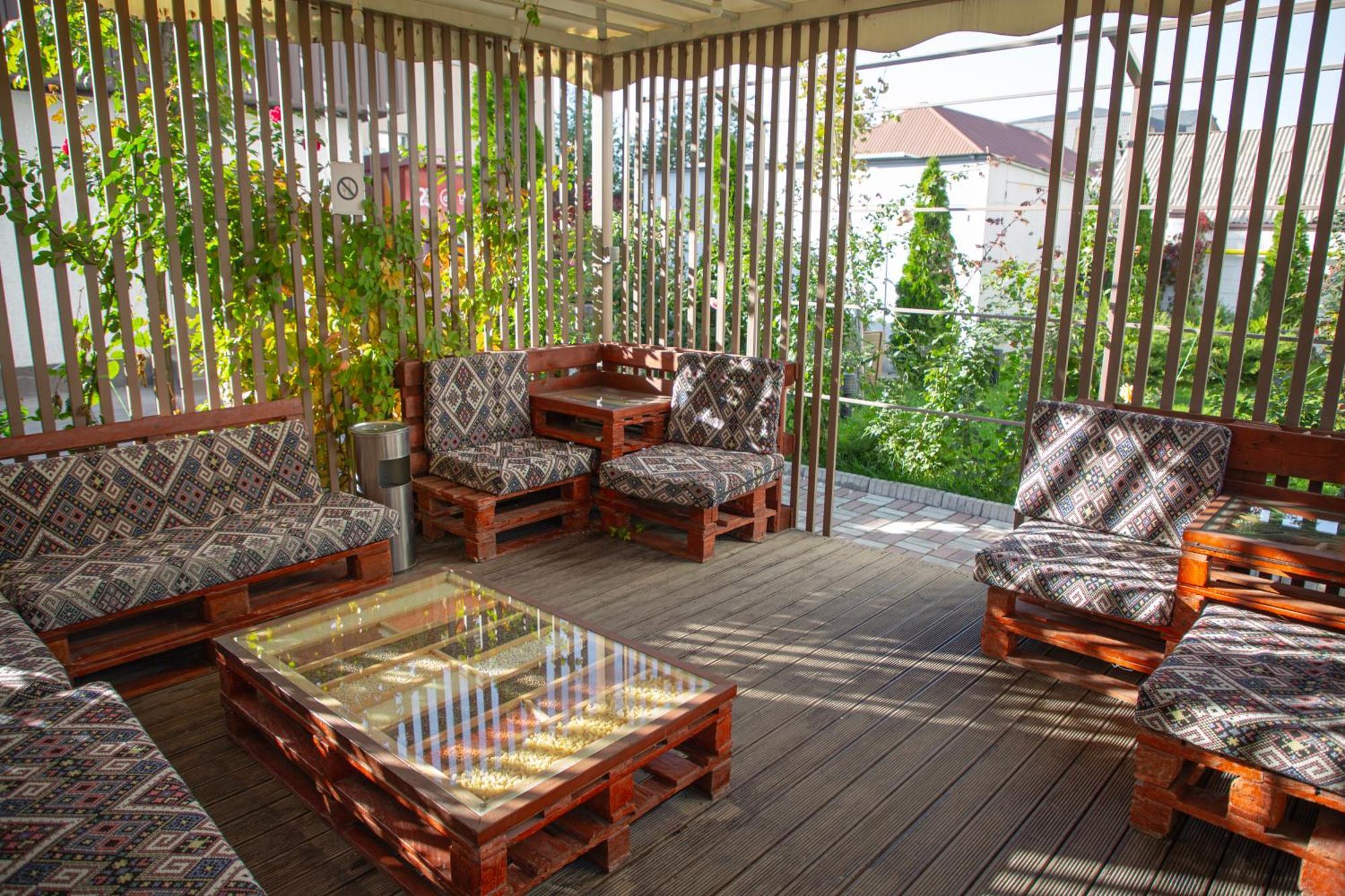 Casablanca Apart Hotel Bischkek Exterior foto
