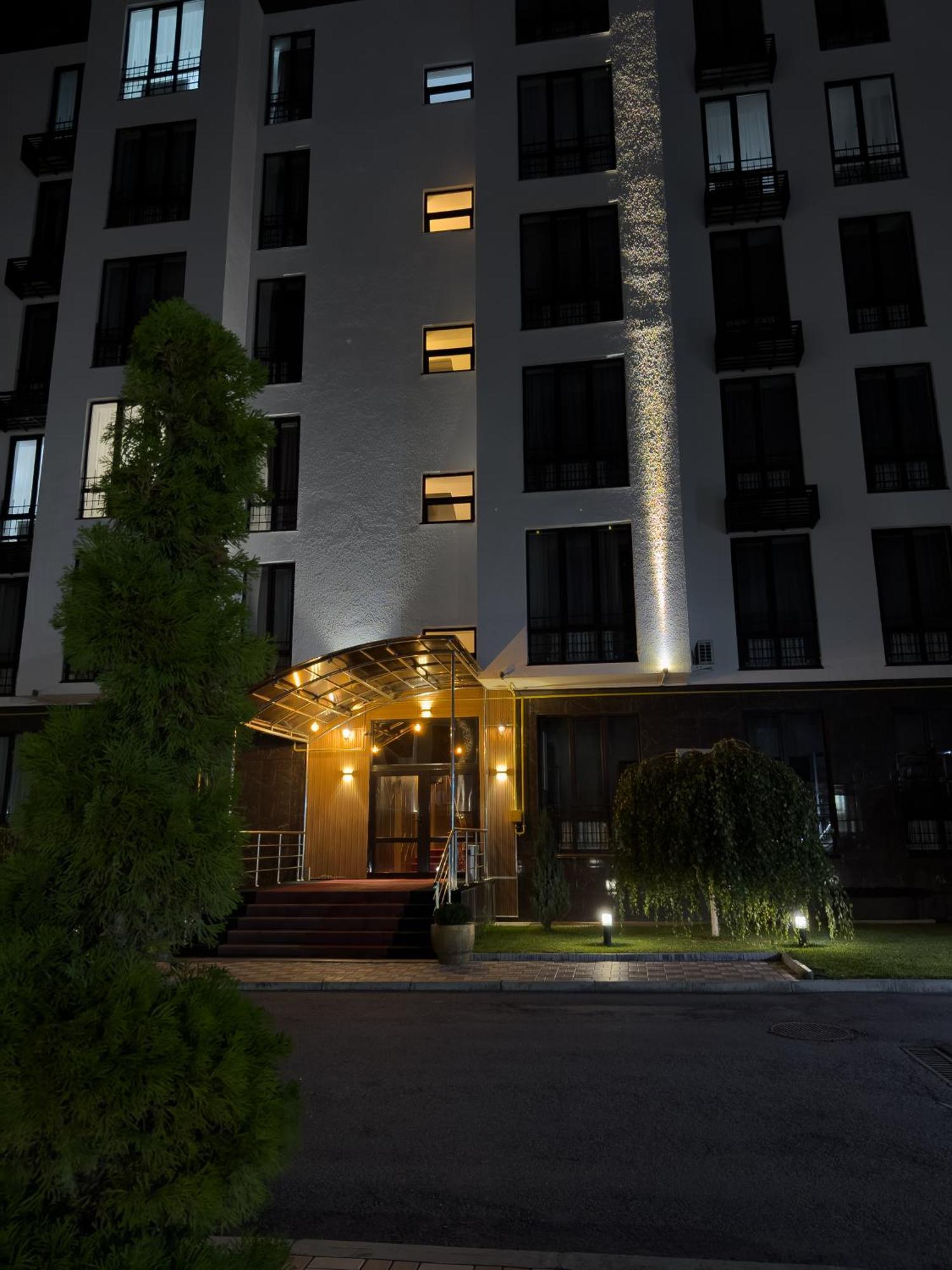 Casablanca Apart Hotel Bischkek Exterior foto